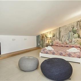 3 bedroom villa with pool near Scopollo, sleeps 6